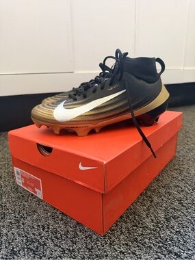 Nike Black and Gold Men's Soccer/ Football Cleats with White Swoosh